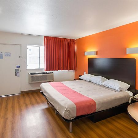 Motel 6-El Paso, Tx - Airport - Fort Bliss Exteriör bild