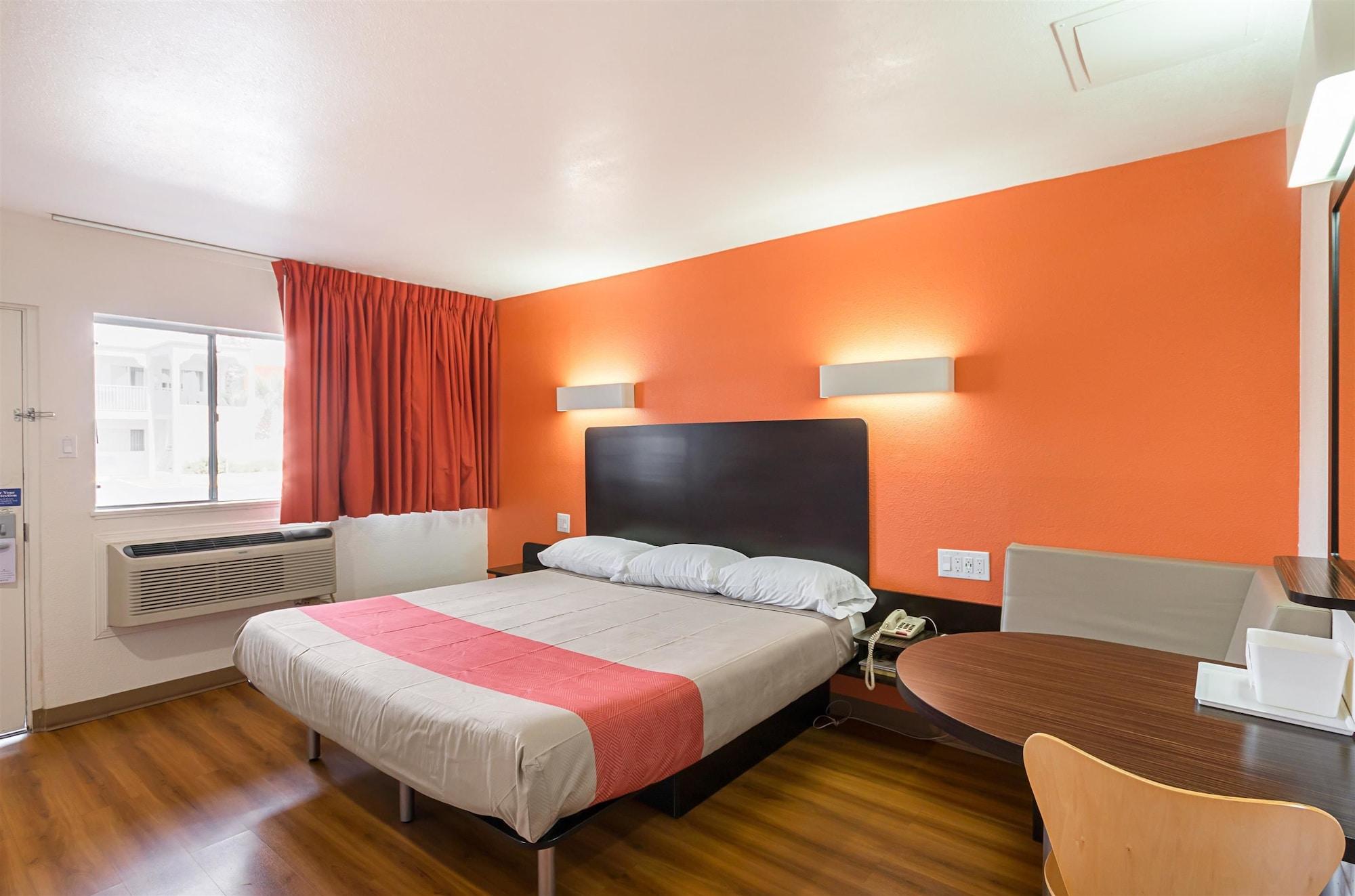 Motel 6-El Paso, Tx - Airport - Fort Bliss Exteriör bild