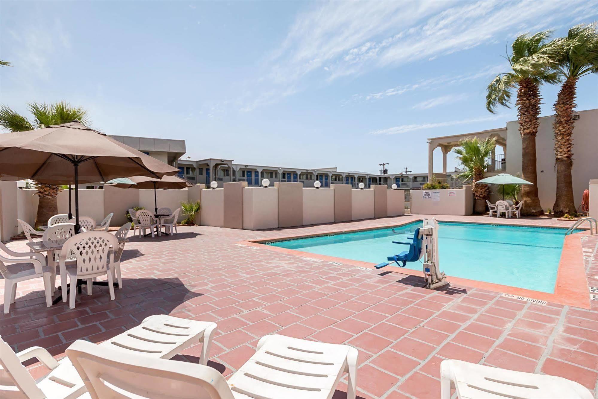 Motel 6-El Paso, Tx - Airport - Fort Bliss Exteriör bild